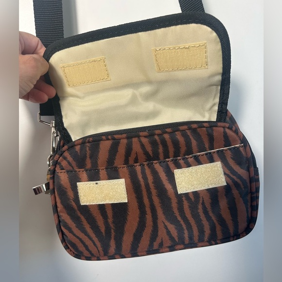 RICARDO BEVERLY HILLS CROSSBODY BAG CARRY ON FOLDING BAG TRAVEL BAG ALL IN ONE - Picture 5 of 10